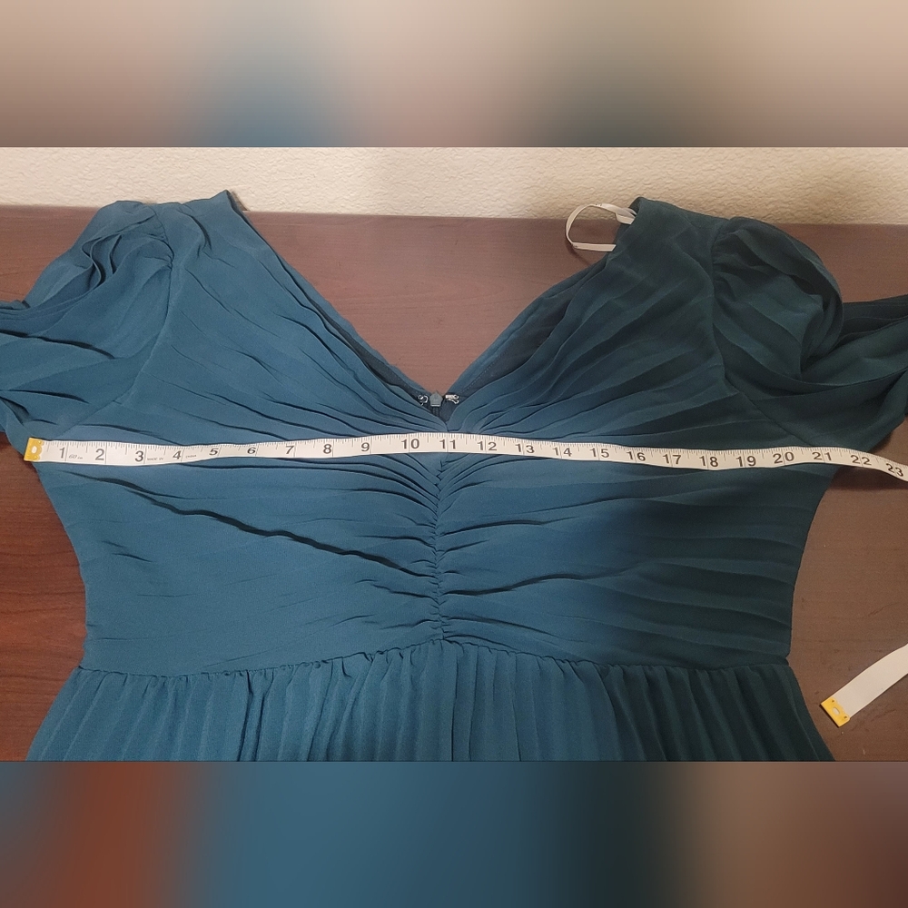 LULU'S GRACE EMERALD GREEN PLEATED LONG-SLEEVE MAXI DRESS SIZE 1XL - Picture 5 of 7